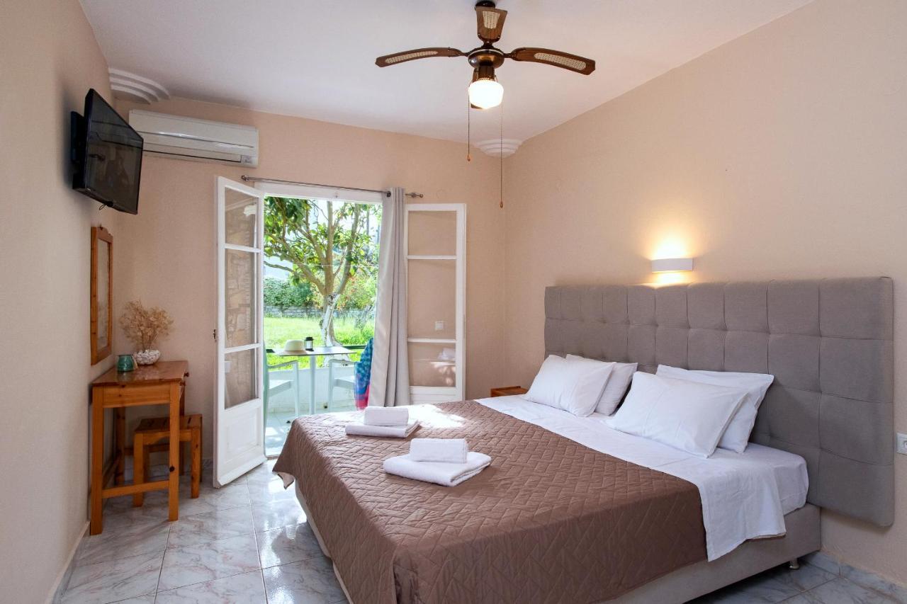 Damaskis Kassiopi Studios Экстерьер фото