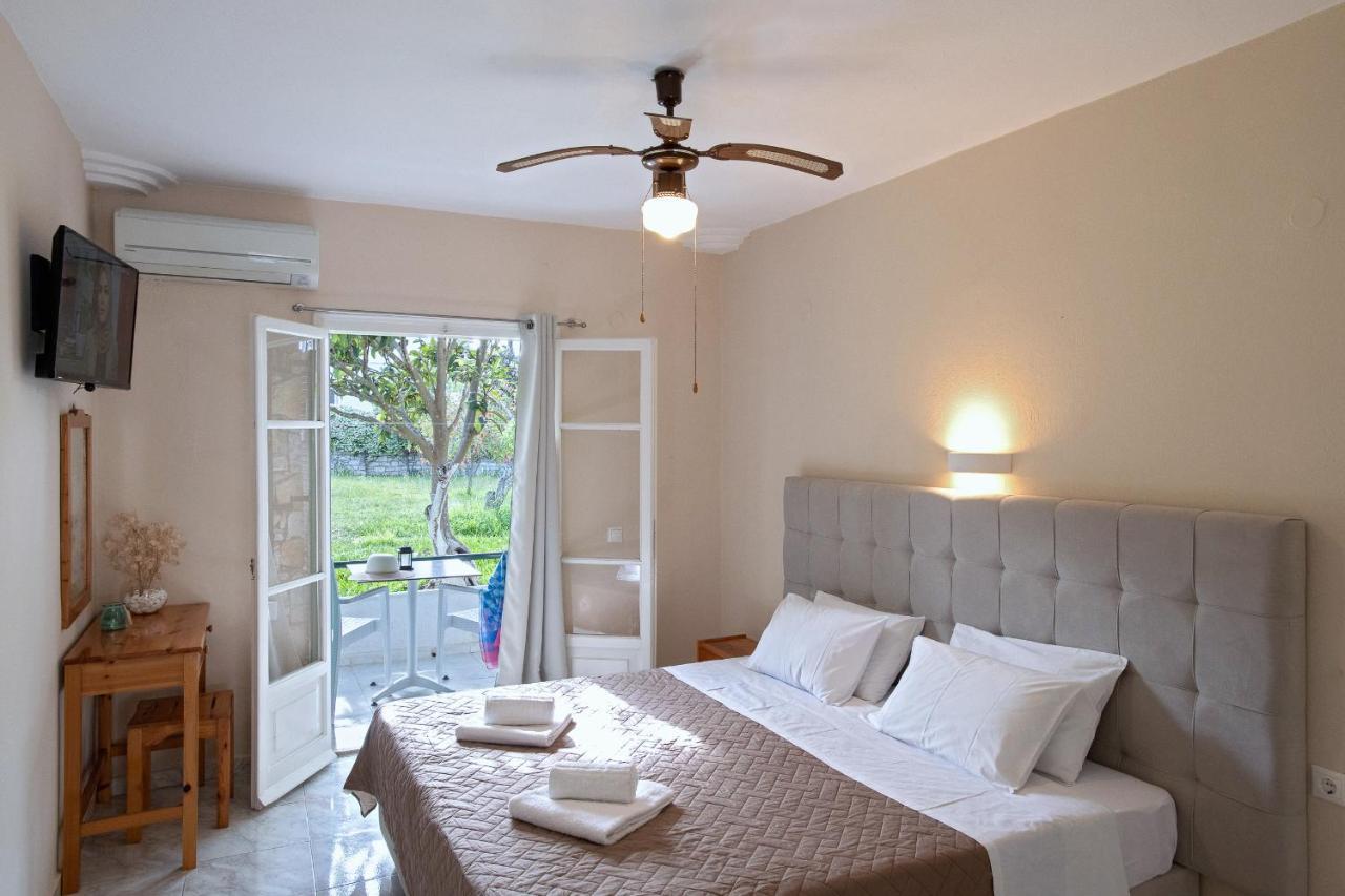 Damaskis Kassiopi Studios Экстерьер фото