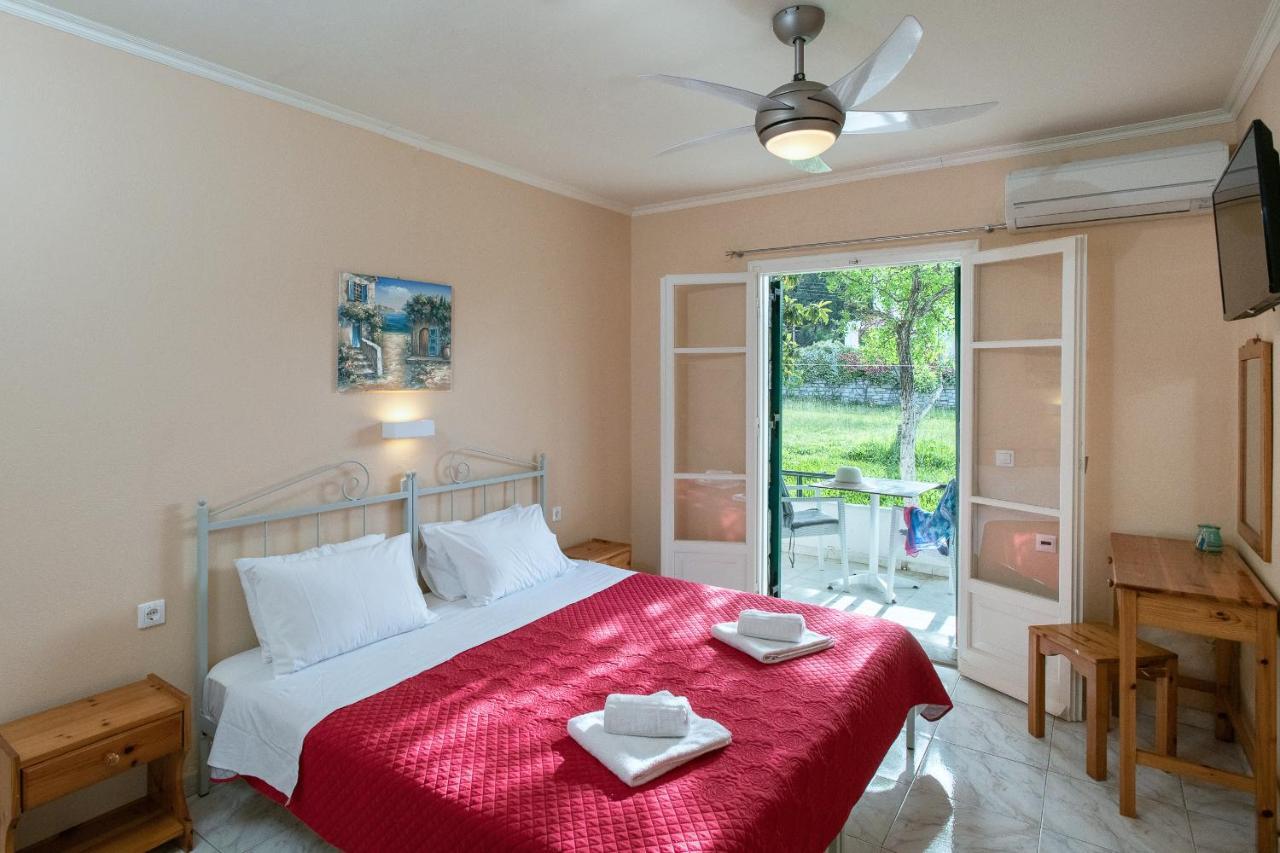 Damaskis Kassiopi Studios Экстерьер фото