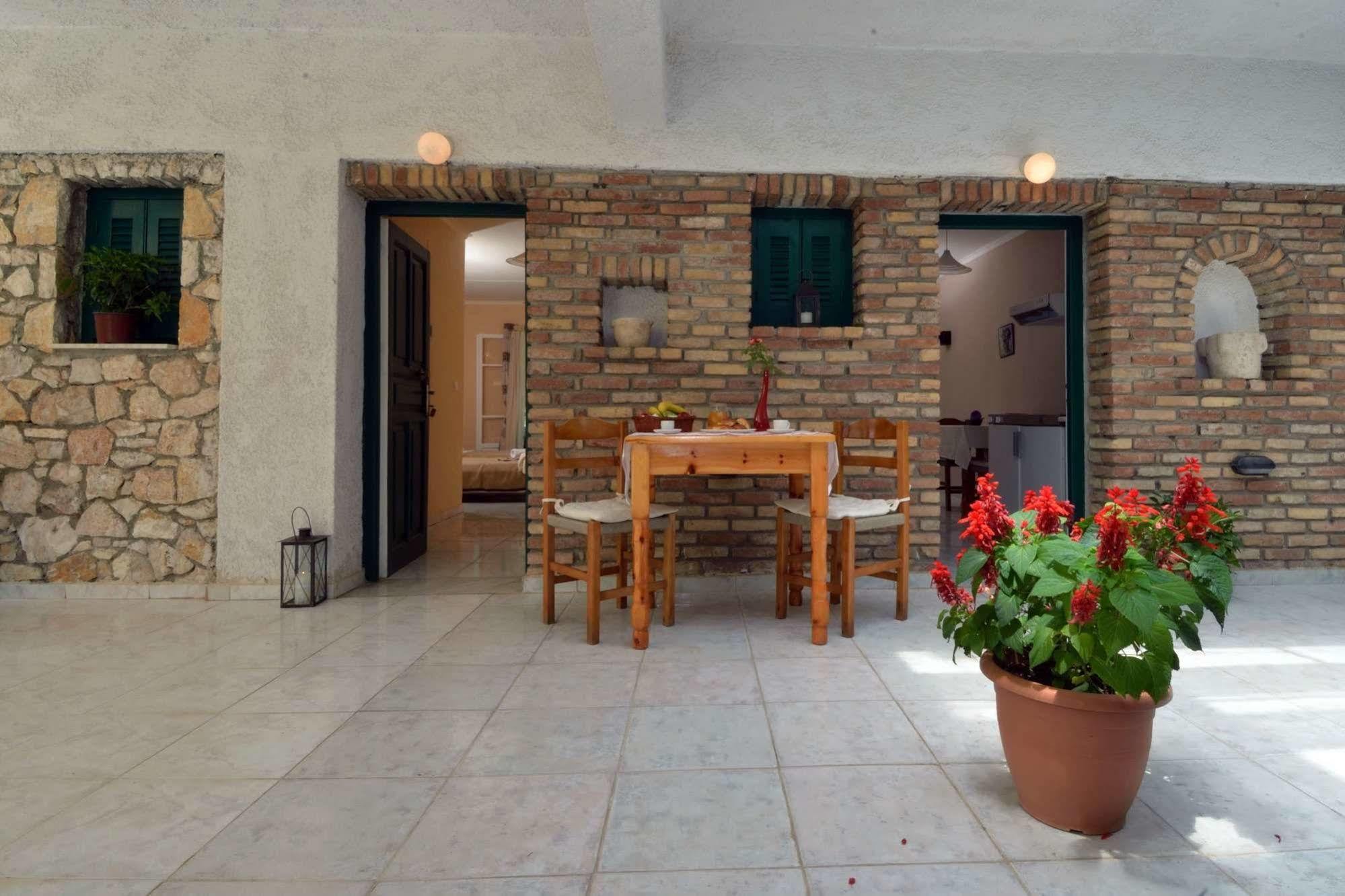 Damaskis Kassiopi Studios Экстерьер фото