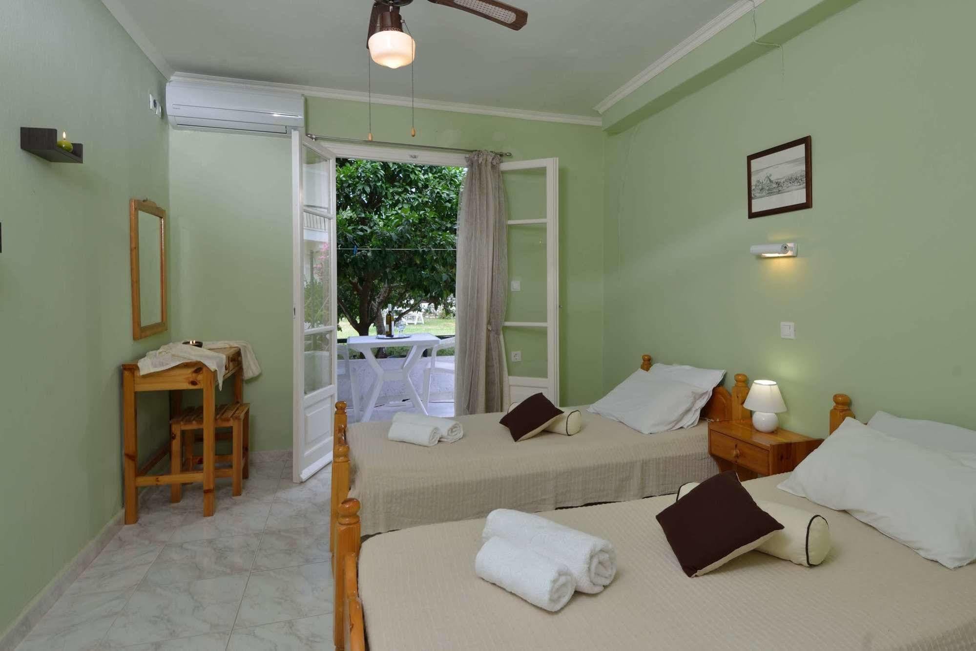 Damaskis Kassiopi Studios Экстерьер фото